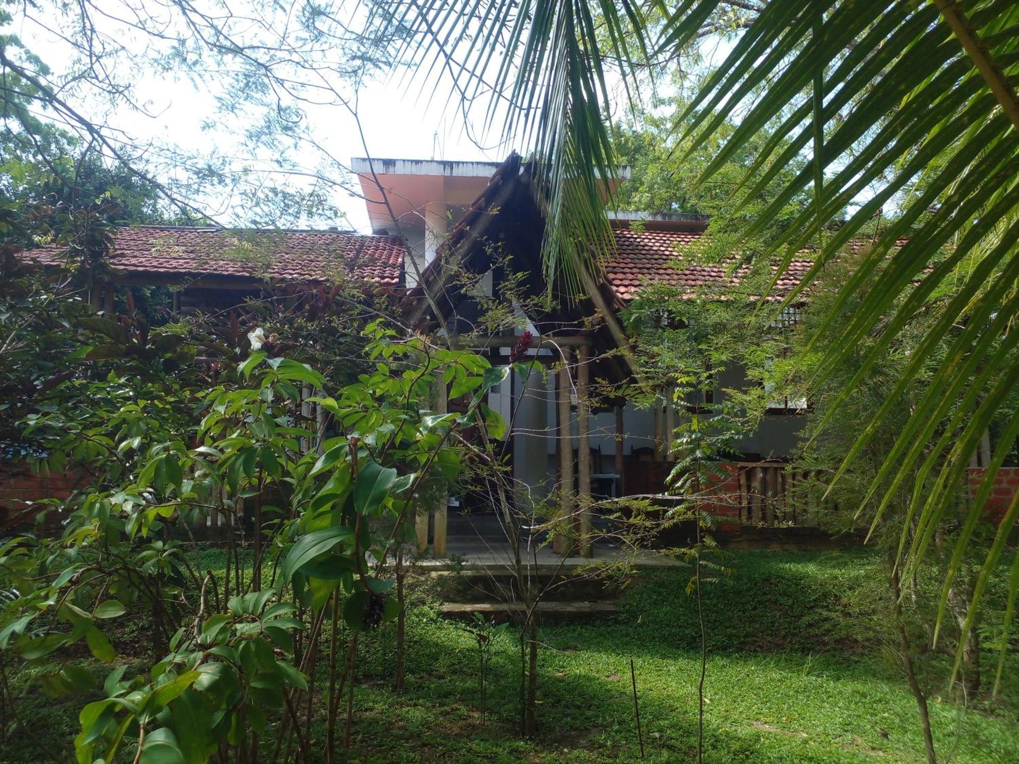 Home In The Island Tangalle Esterno foto